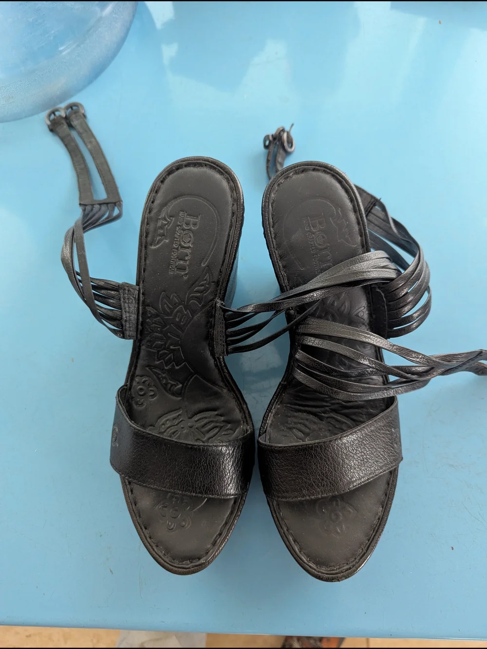 Born Black Women’s Wedge Sandals with Braided Straps - Picture 3 of 3
